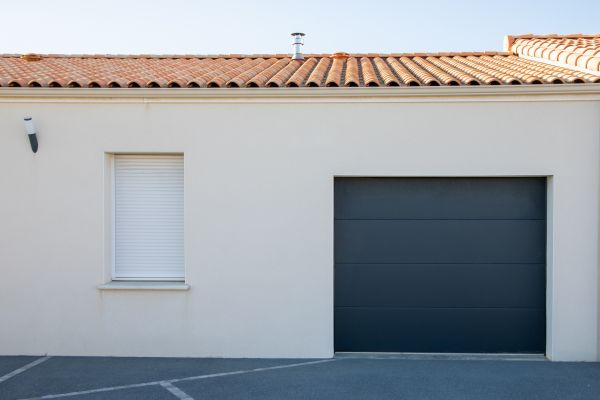 Garage Window Replacement in Estero