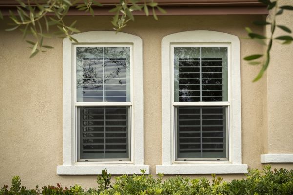 Single Hung Window Replacement in Estero