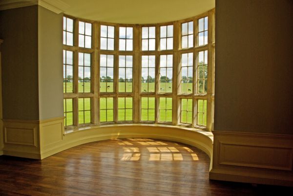 Bow Window Replacement in Estero